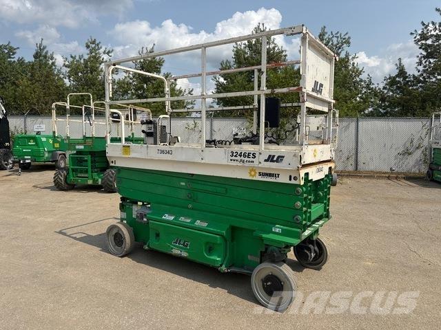 JLG 3246ES Schaarhoogwerkers