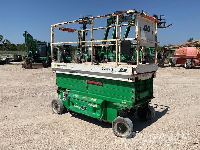 JLG 3246ES Schaarhoogwerkers