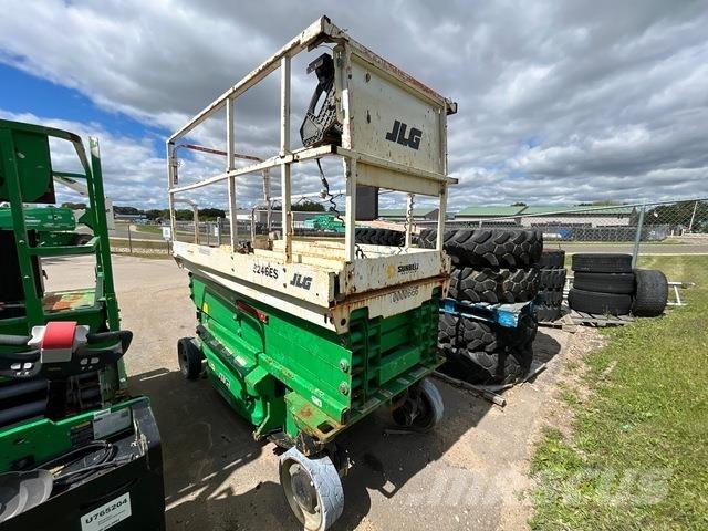 JLG 3246ES Schaarhoogwerkers