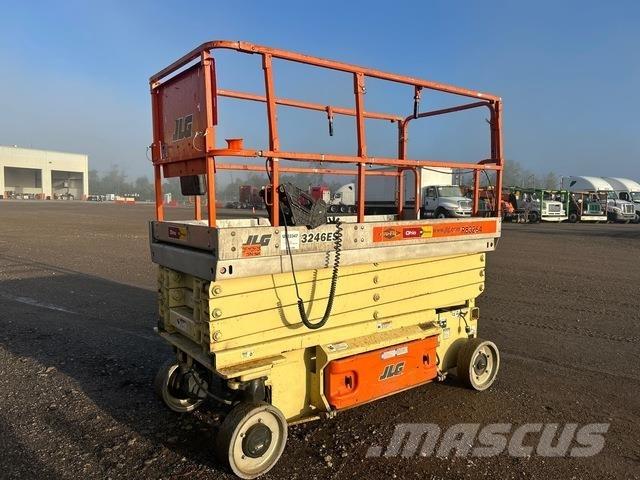 JLG 3246ES Schaarhoogwerkers