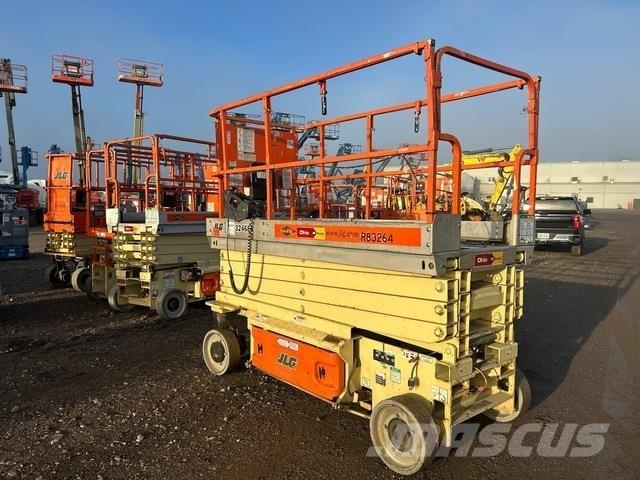 JLG 3246ES Schaarhoogwerkers