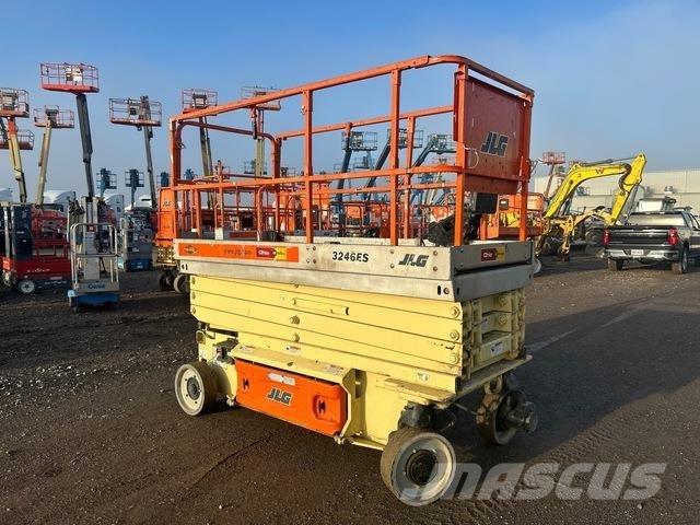 JLG 3246ES Schaarhoogwerkers