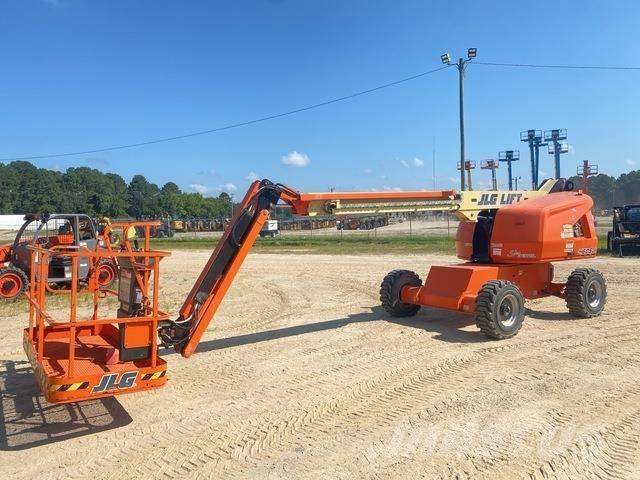 JLG 460SJ Telescoophoogwerkers