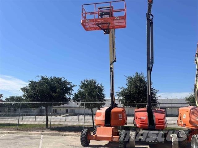 JLG 460SJ Telescoophoogwerkers