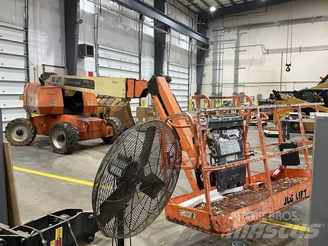 JLG 660SL Knikarmhoogwerkers