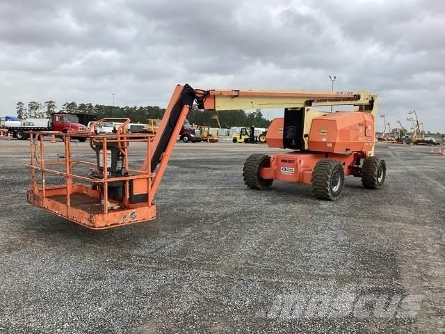 JLG 800 AJ Knikarmhoogwerkers