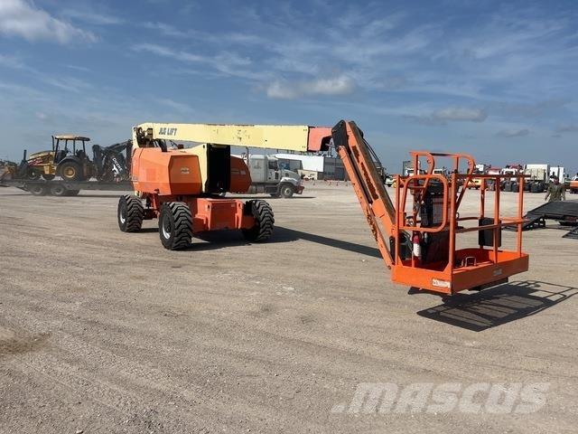 JLG 800AJ Telescoophoogwerkers
