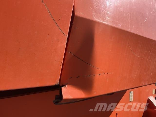 JLG 800S Telescoophoogwerkers