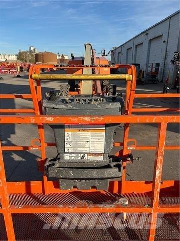 JLG 800S Telescoophoogwerkers