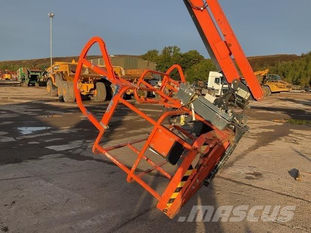JLG 860SJ Knikarmhoogwerkers