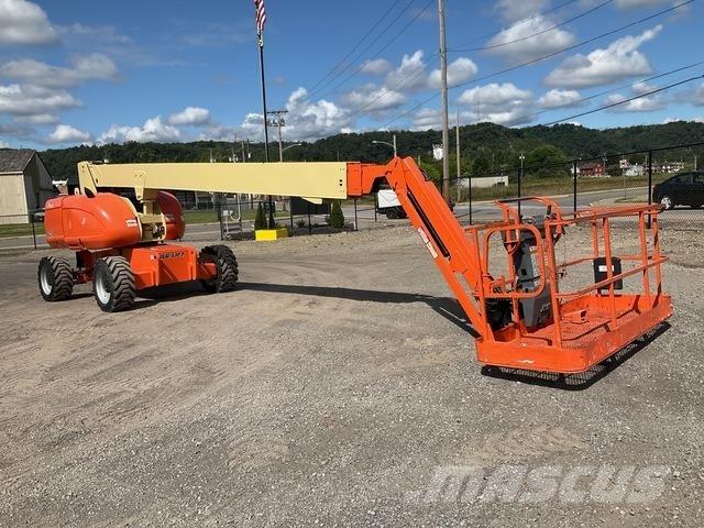 JLG 860SJ Knikarmhoogwerkers