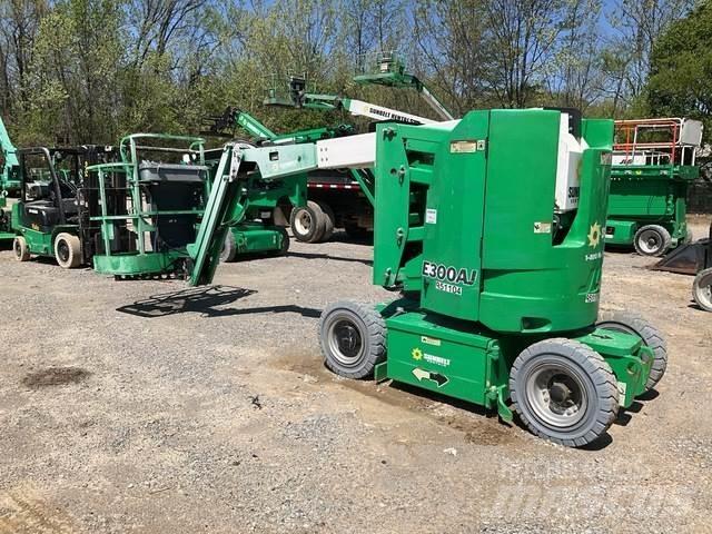 JLG E300AJ Knikarmhoogwerkers
