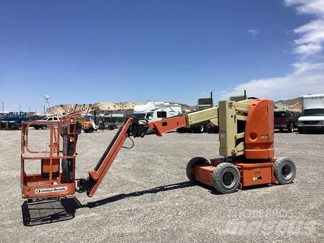 JLG E300AJP Knikarmhoogwerkers