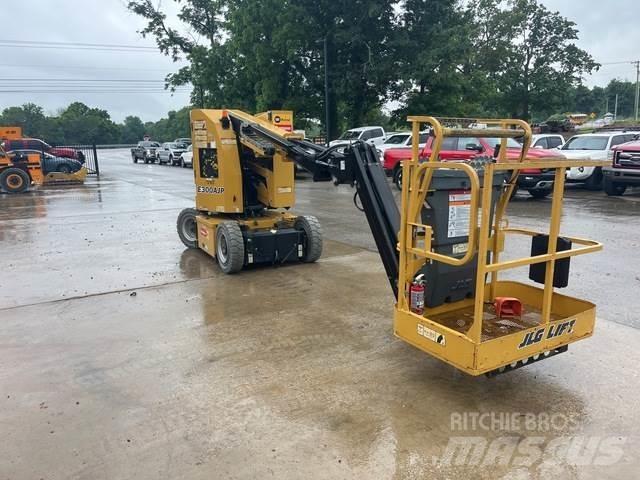 JLG E300AJP Knikarmhoogwerkers