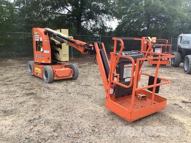 JLG E300AJP Knikarmhoogwerkers