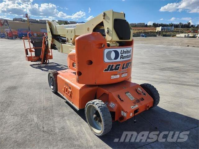 JLG E400AJP Knikarmhoogwerkers