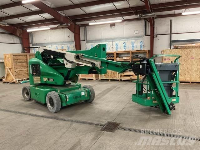 JLG E400AJPN Knikarmhoogwerkers