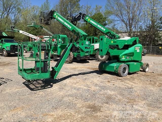 JLG E400AJPN Knikarmhoogwerkers
