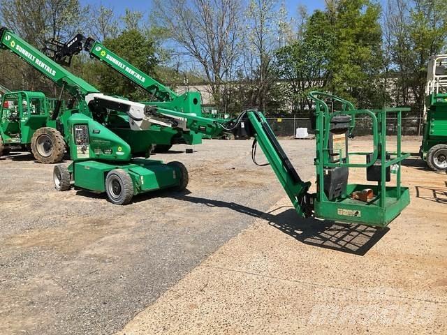 JLG E400AJPN Knikarmhoogwerkers