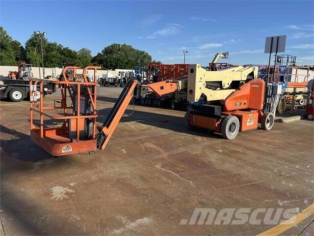 JLG E400AJPN Knikarmhoogwerkers