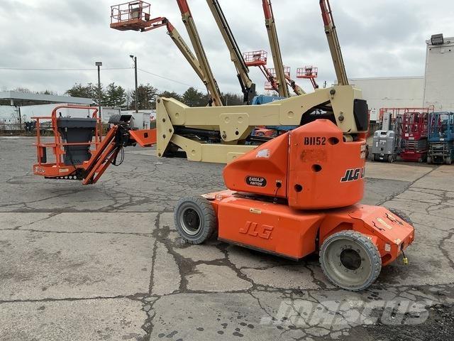 JLG E400AJPN Knikarmhoogwerkers