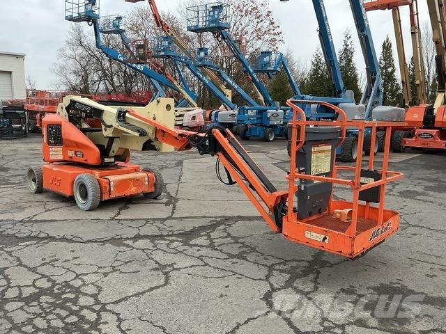 JLG E400AJPN Knikarmhoogwerkers