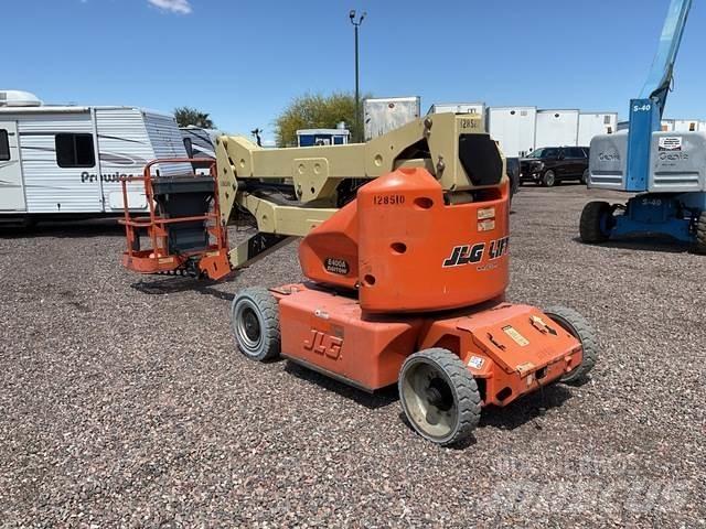 JLG E400AN Knikarmhoogwerkers