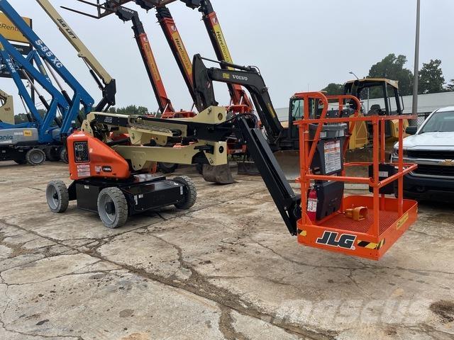 JLG E450AJ Knikarmhoogwerkers