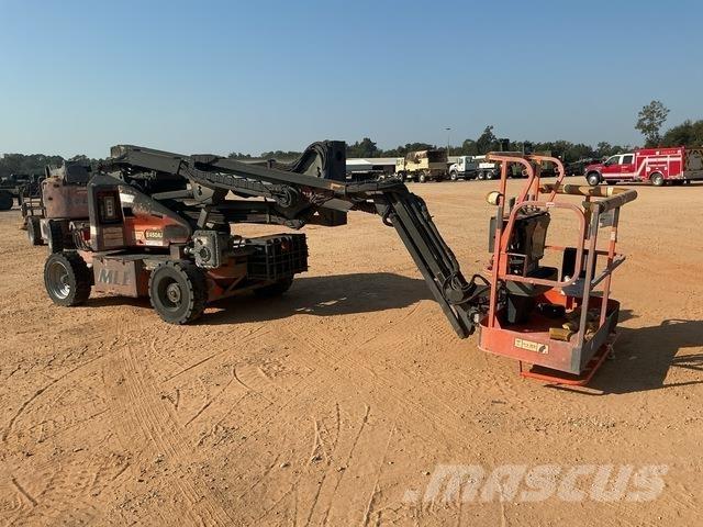 JLG E450AJ Knikarmhoogwerkers