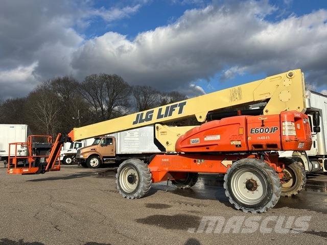 JLG E600JP Knikarmhoogwerkers