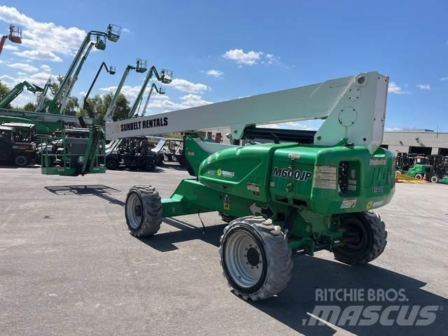 JLG M600JP Knikarmhoogwerkers