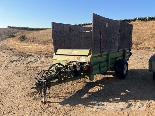 John Deere 450 Mestverspreider