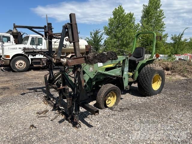 John Deere 750 Compacttrekkers