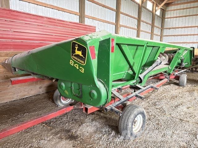 John Deere 843 Overige grondbewerkingsmachines en accessoires