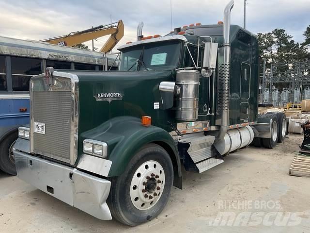 Kenworth  Trekkers