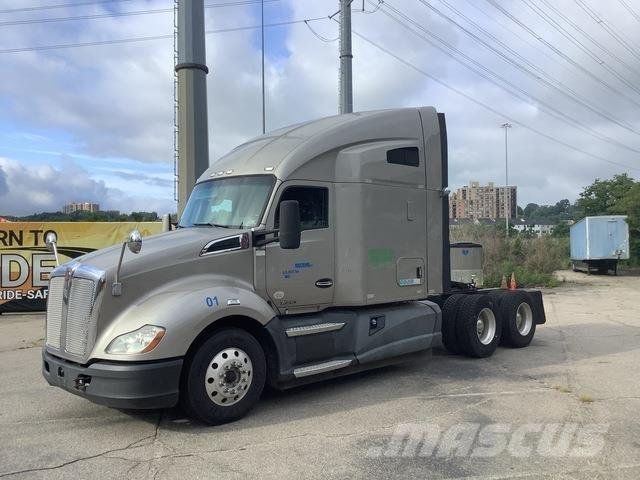Kenworth  Trekkers