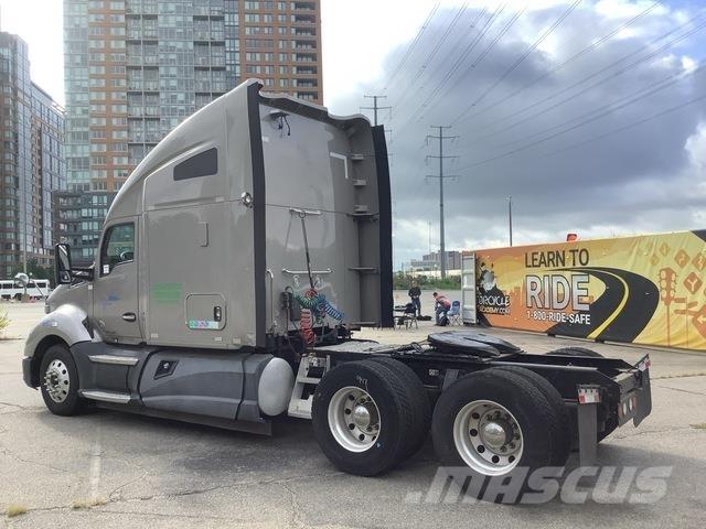 Kenworth  Trekkers