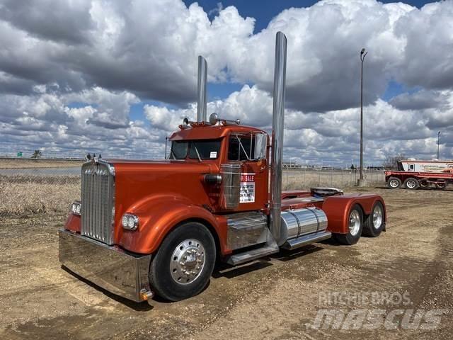 Kenworth 925 Trekkers