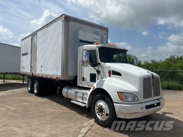 Kenworth T370 Bakwagens met gesloten opbouw