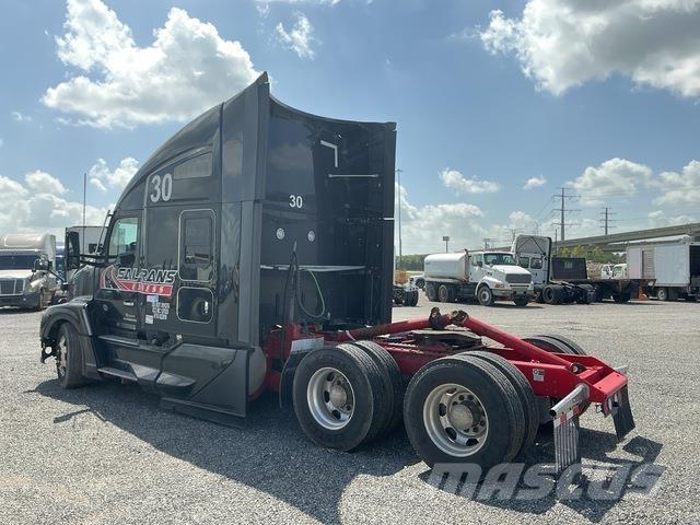 Kenworth T680 Trekkers