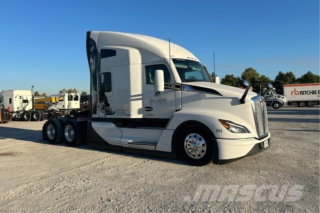 Kenworth T680 Trekkers
