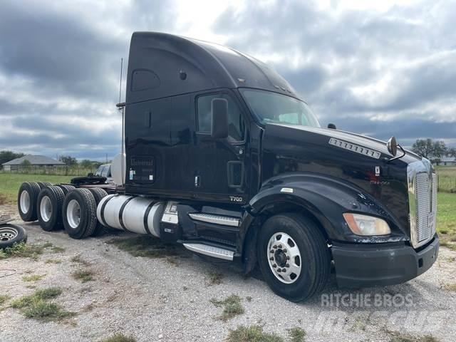 Kenworth T700 Trekkers