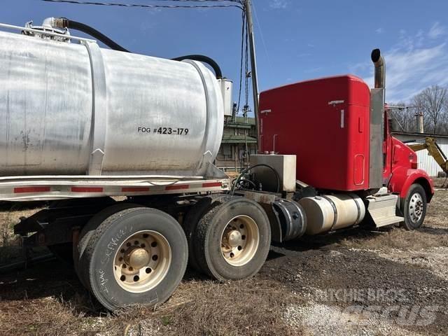 Kenworth T800 Trekkers