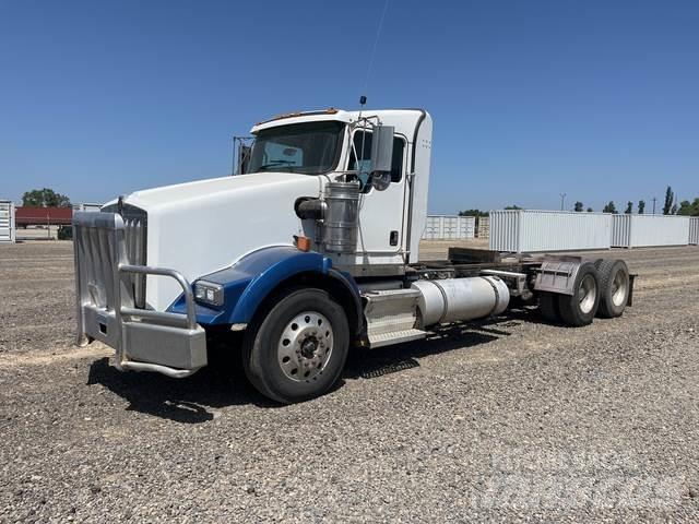 Kenworth T800 Trekkers