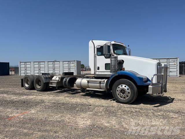 Kenworth T800 Trekkers