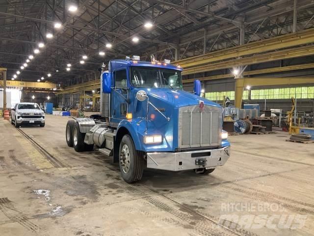 Kenworth T800 Trekkers