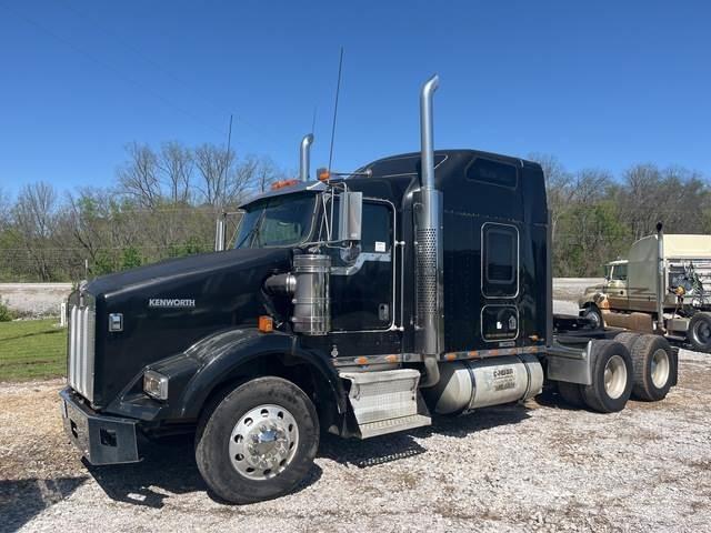 Kenworth T800 Trekkers