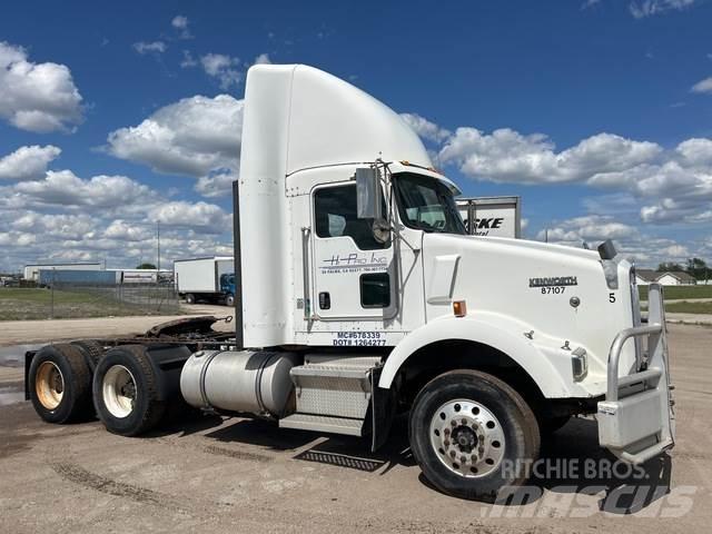 Kenworth T800 Trekkers
