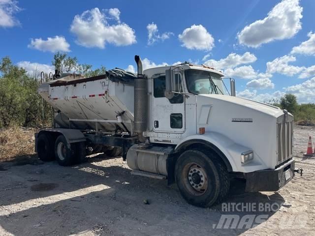 Kenworth T800 Betonmixers en pompen