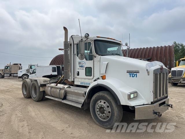 Kenworth T800 Trekkers